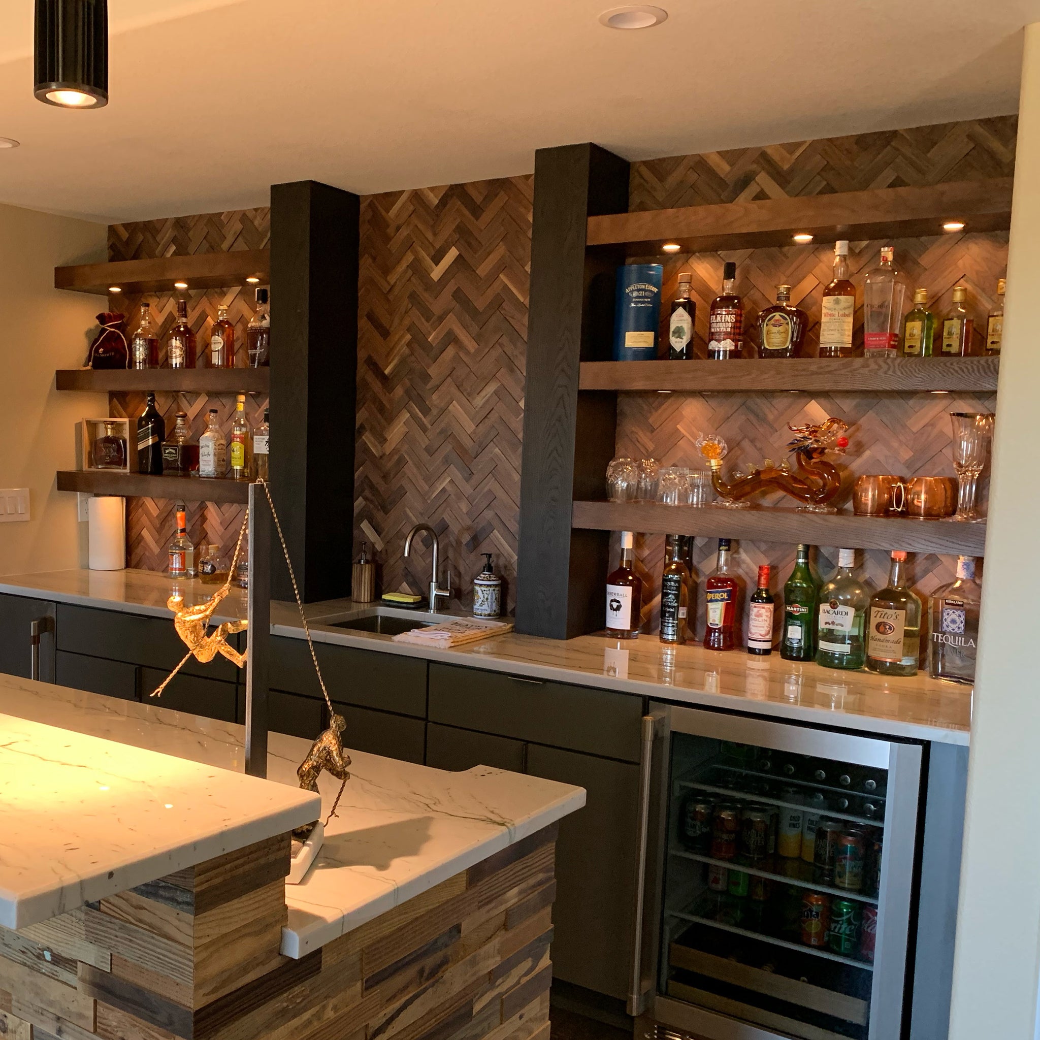 3D Natural Herringbone Walnut