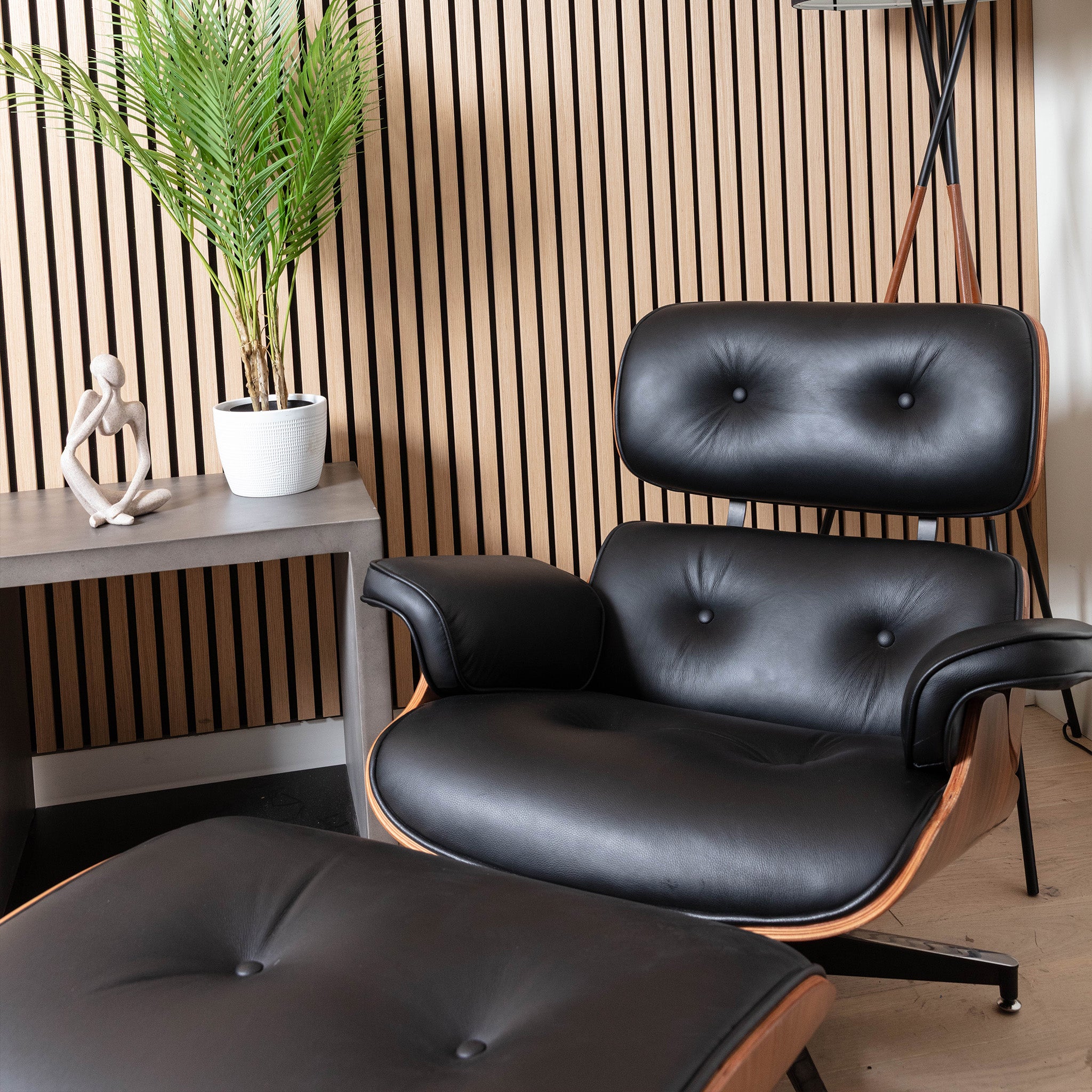 Mid-Century Modern Lounge Chair & Ottoman