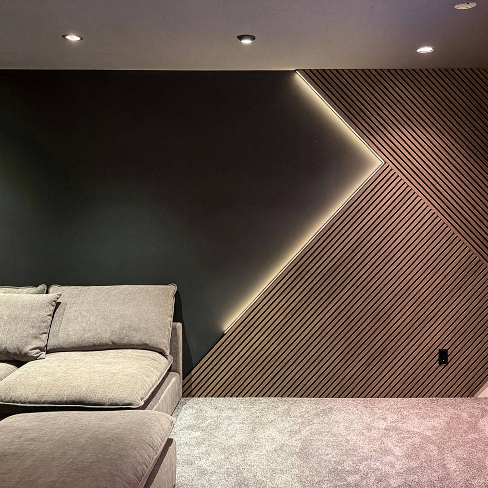 Luxe LED™ Slat Wall Light Kit