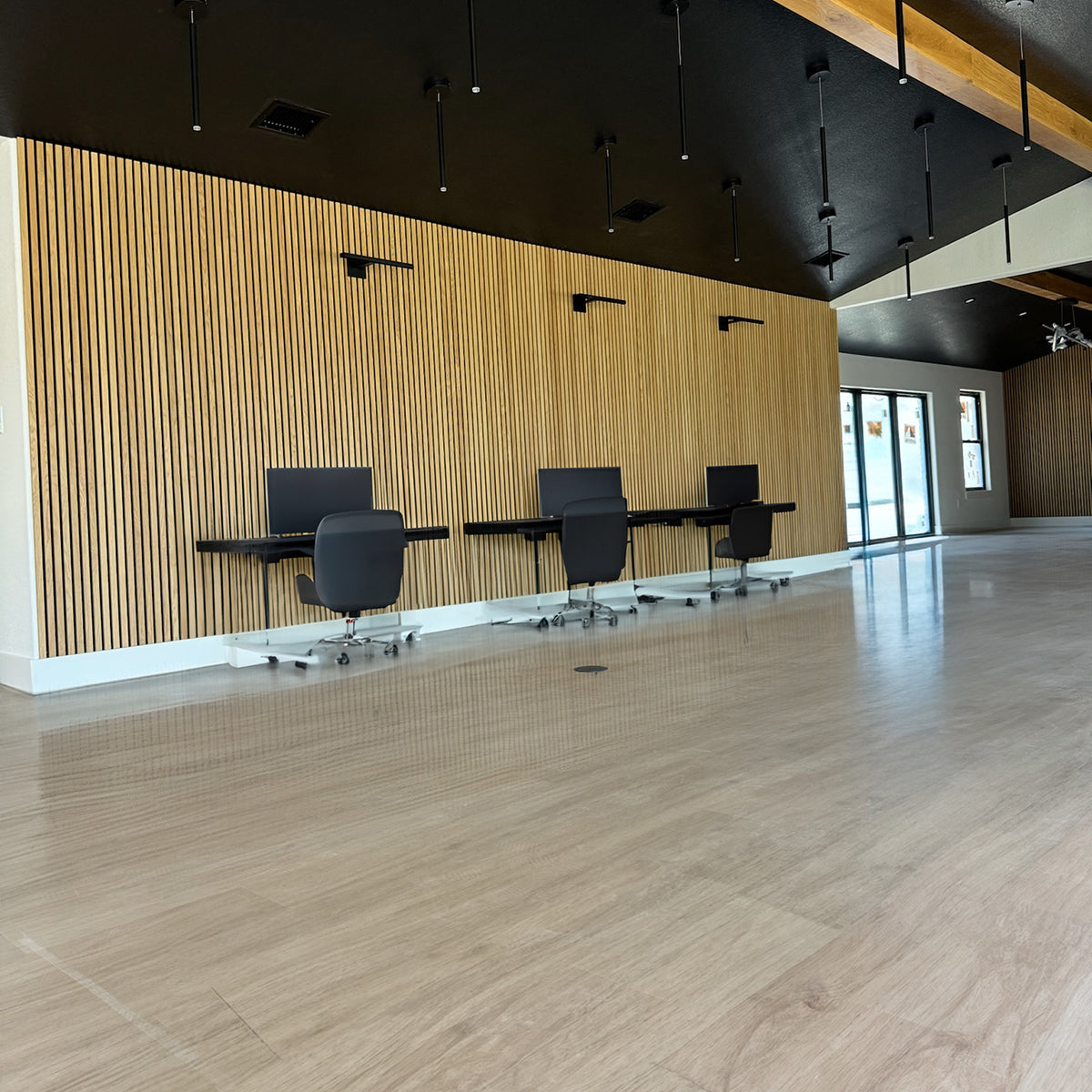 Natural Oak Acoustic Slat Panels