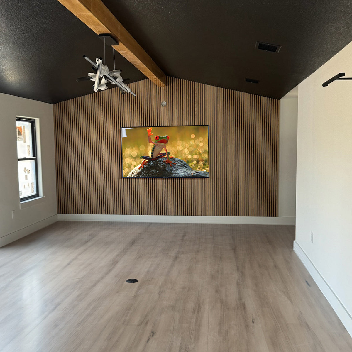 Natural Oak Acoustic Slat Panels